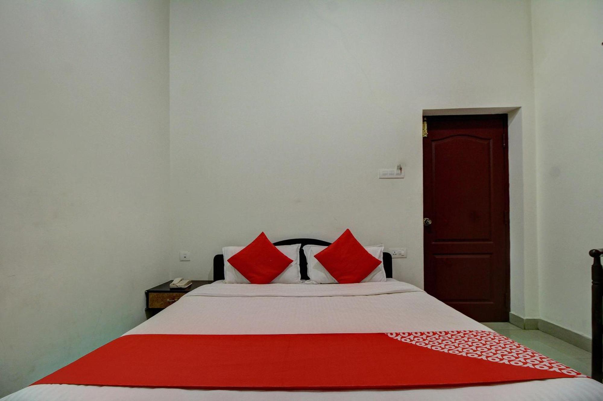 Hotel Rj Inn โกไดกานัล ภายนอก รูปภาพ